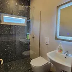 度假居 Cozy Villa, Beach. 格勒姆