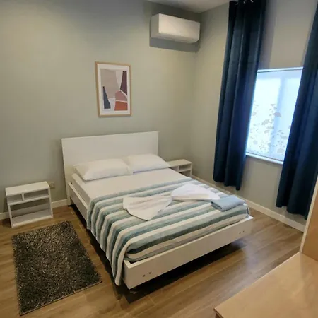 Cozy Villa, Beach. 度假居 格勒姆