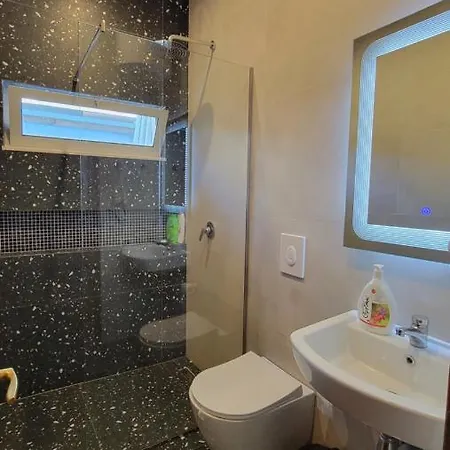 Holiday home Cozy Villa, Beach. Golem (Tirana)