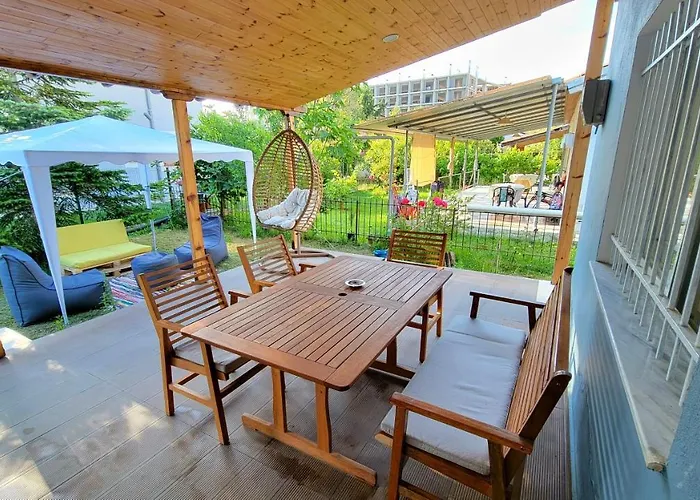 Cozy Villa, Beach. * Golem (Tirana)